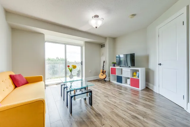 Additional image 12 of 650 Lawrence Ave Unit 518