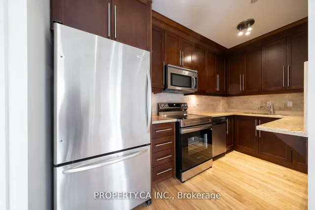 Additional image 23 of 473 Dupont St Unit 3