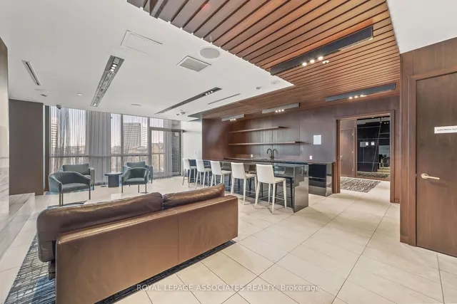 Additional image 23 of 2 Sonic Way Unit 2809