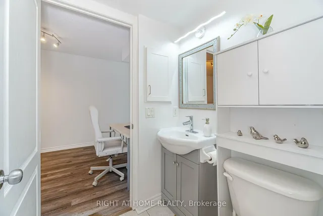 Additional image 10 of 2 Rean Dr Unit 813