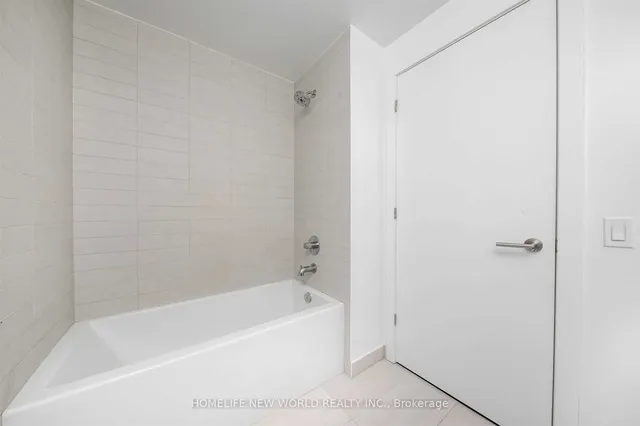 Additional image 13 of 403 Church St Unit 2413