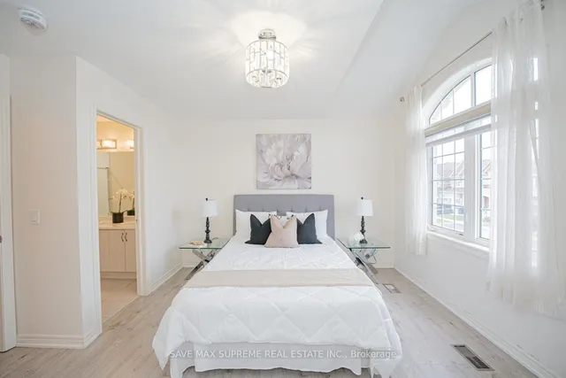 Additional image 22 of 35 Hogan Manor Dr