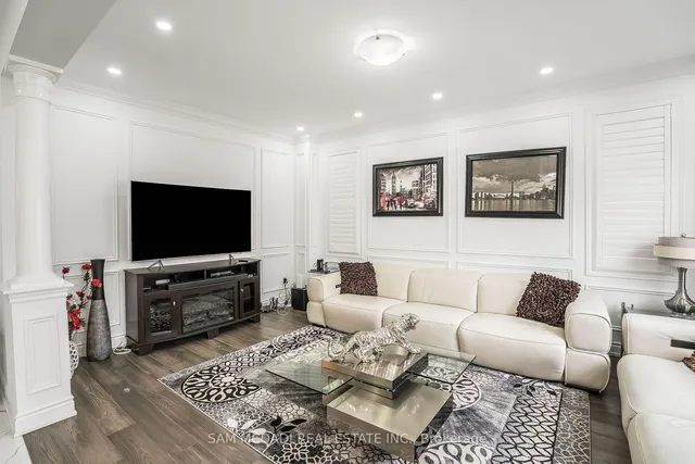 Additional image 30 of 28 Clockwork Dr