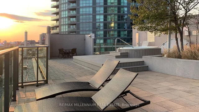 Additional image 18 of 209 Fort York Blvd Unit 473