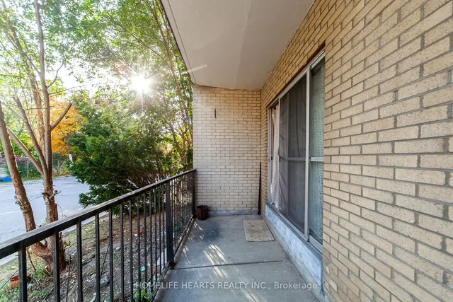 Additional image 16 of 1690 Victoria Park Ave Unit 102