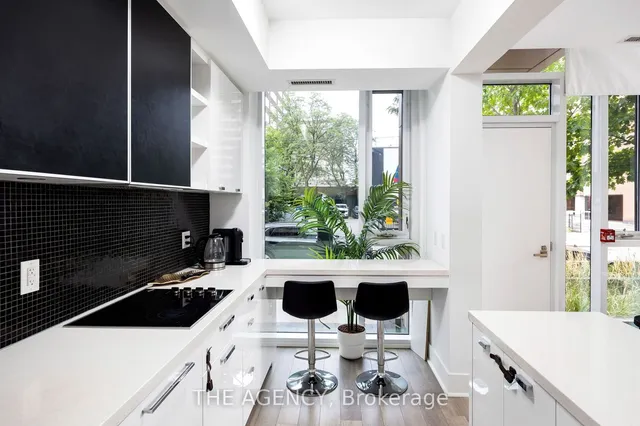 Additional image 13 of 32 Davenport Rd Unit 106