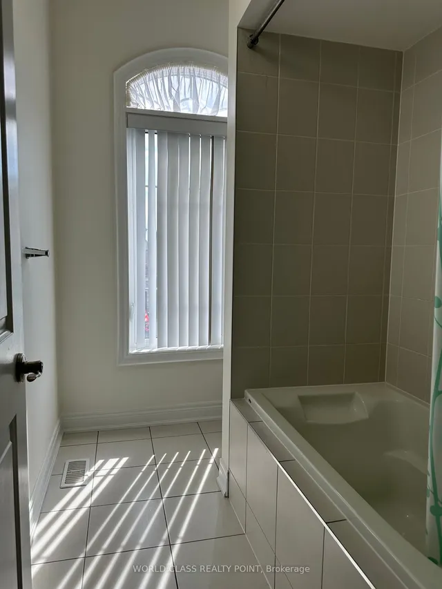 Additional image 11 of 9 Lyle Way