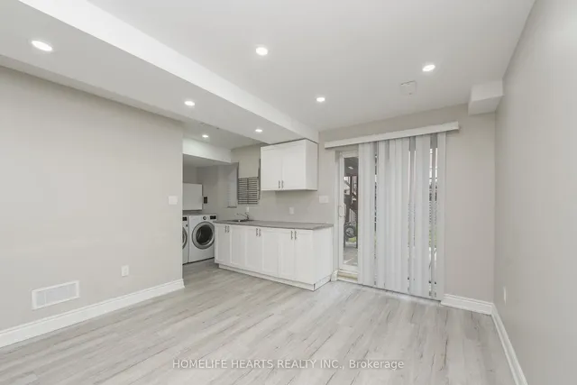 Additional image 17 of 33 Cedarvalley Blvd