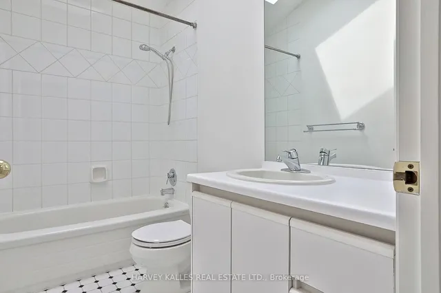 Additional image 22 of 351 Deloraine Ave