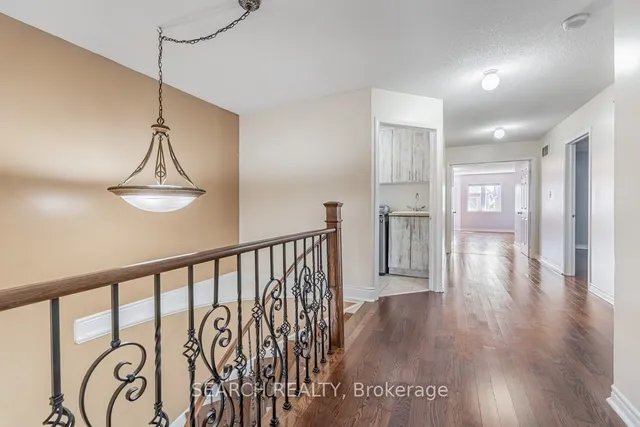 Additional image 17 of 7 Homeview Rd