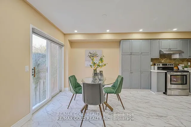 Additional image 12 of 52 Sandyshores Dr