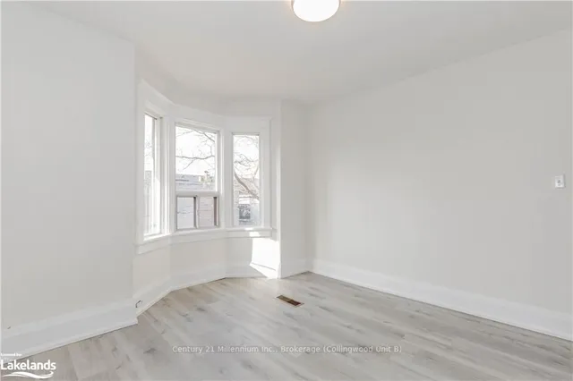 Additional image 25 of 69 LAING St