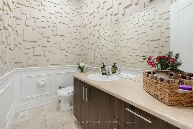 Additional image 20 of 56 Adrian Cres