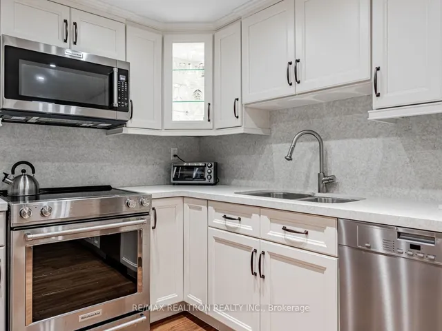 Additional image 25 of 55 Lombard St Unit 613