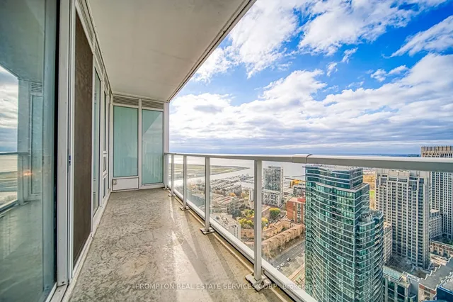 Additional image 21 of 17 Bathurst St Unit 4203
