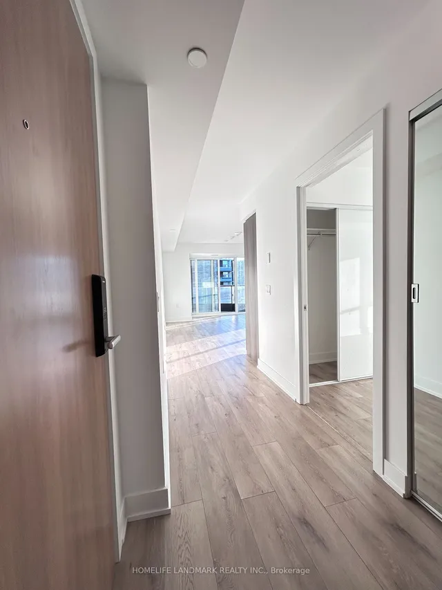 Additional image 24 of 585 Bloor St Unit 1122