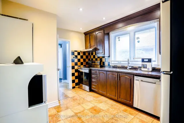 Additional image 22 of 82 Sedgemount Dr