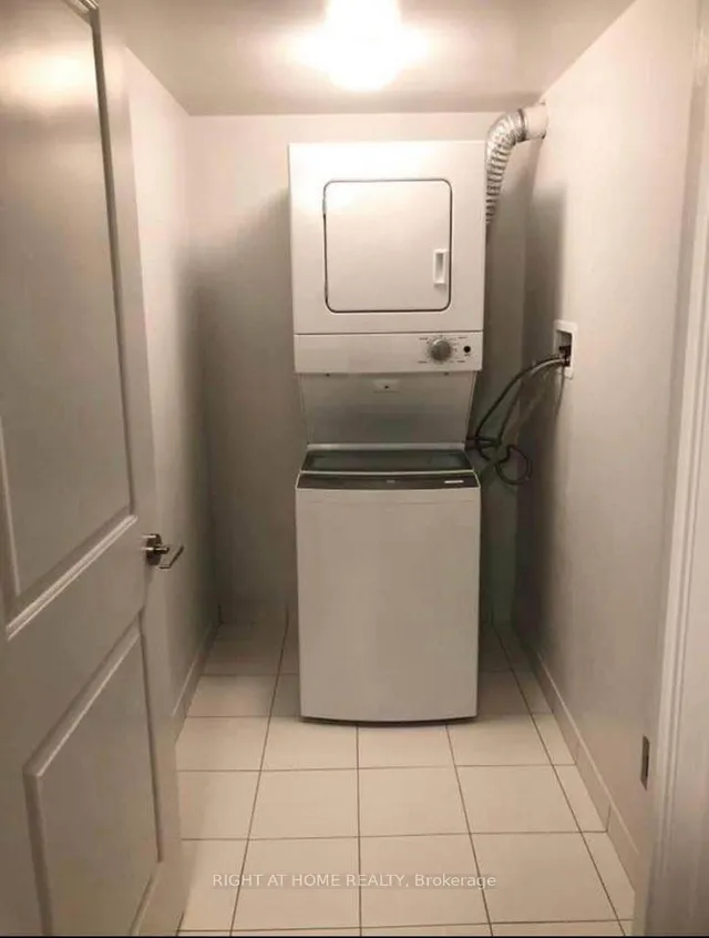 Additional image 9 of 30 meadowglen Pl Unit 718