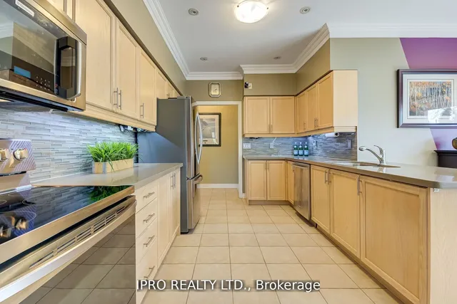 Additional image 12 of 2 Orchard Park Gate