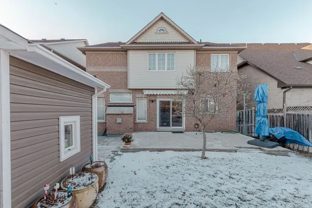 Additional image 34 of 14 Masters Green Cres