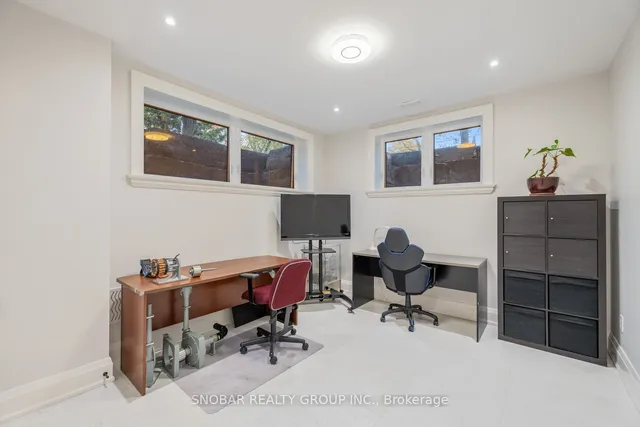 Additional image 27 of 1 Oregon Tr