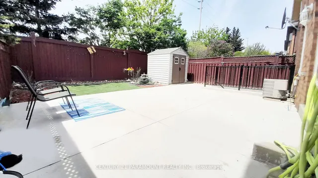 Additional image 20 of 42 Four Seasons Circ