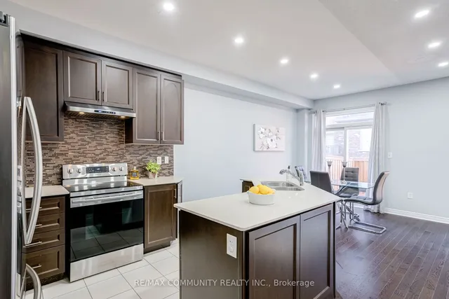 Additional image 9 of 31 Padbury Tr