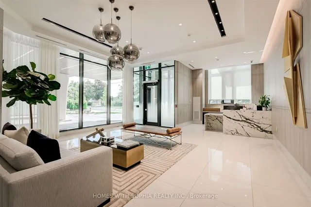 Additional image 39 of 250 Lawrence Ave Unit 607