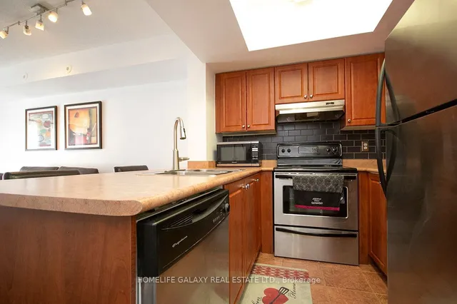 Additional image 9 of 3033 Finch Ave Unit 2049
