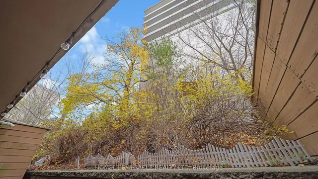 Additional image 31 of 125 George Appleton Way Unit 1004