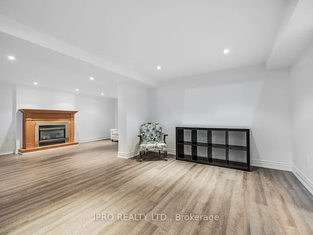 Additional image 28 of 55 Lilian Dr