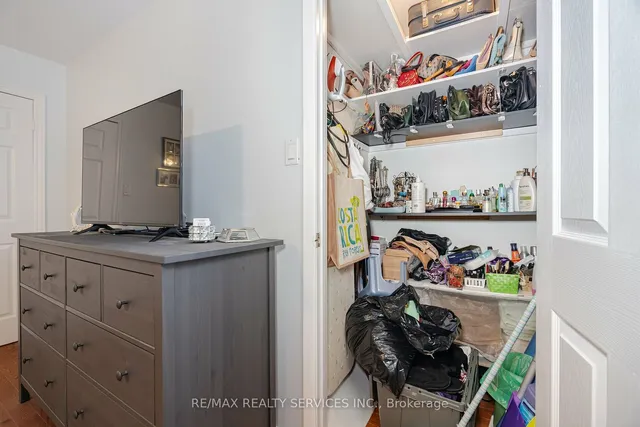 Additional image 21 of 16 Montrose Pl