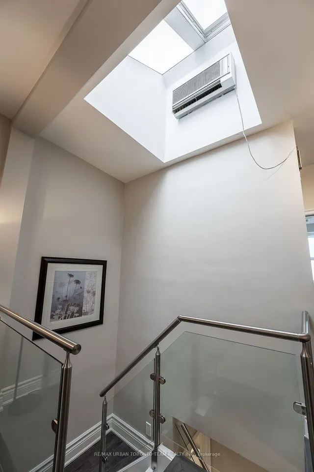 Additional image 28 of 502 King St