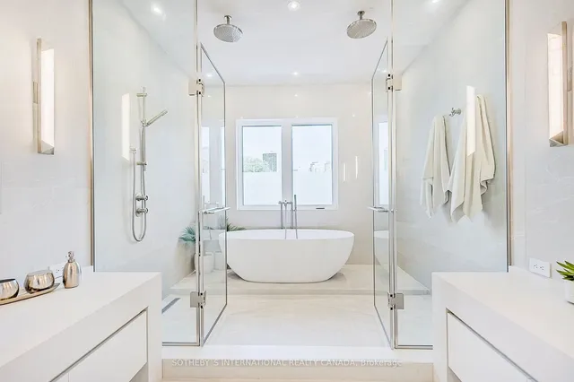 Additional image 28 of 678 Oriole Pkwy