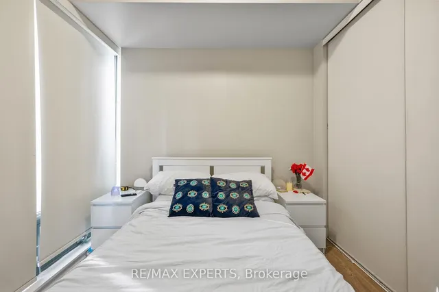 Additional image 19 of 18 Yorkville Ave Unit 1104