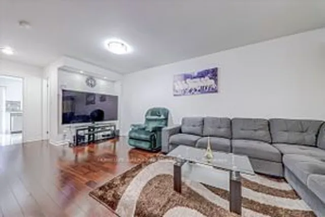 Additional image 6 of 28 Rosebank Dr Unit 807