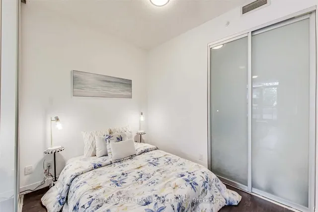 Additional image 6 of 88 Park Lawn Rd Unit 210