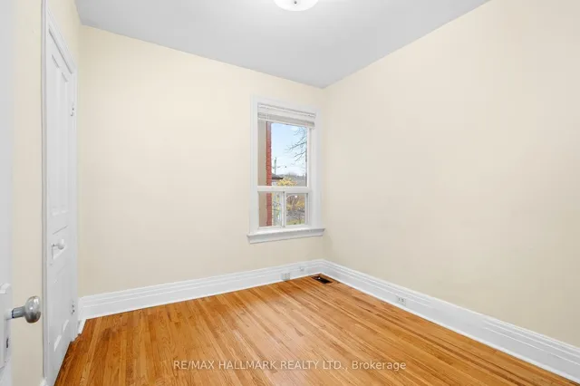 Additional image 19 of 393 Ossington Ave