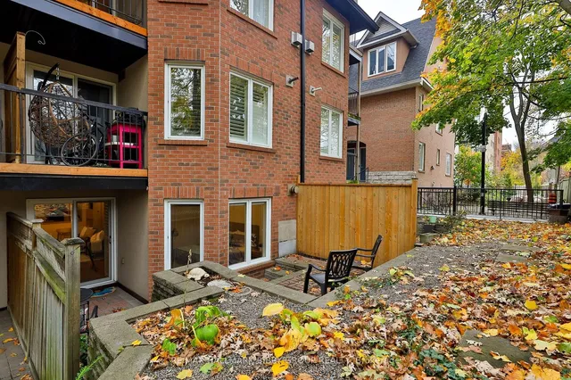 Additional image 30 of 232 St George St Unit 8