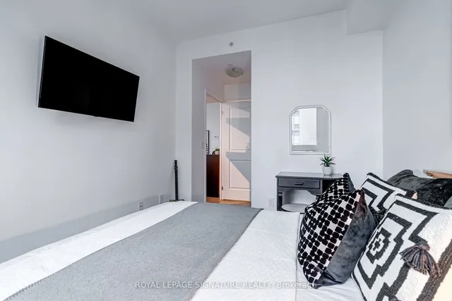 Additional image 12 of 60 Annie Craig Dr Unit B415