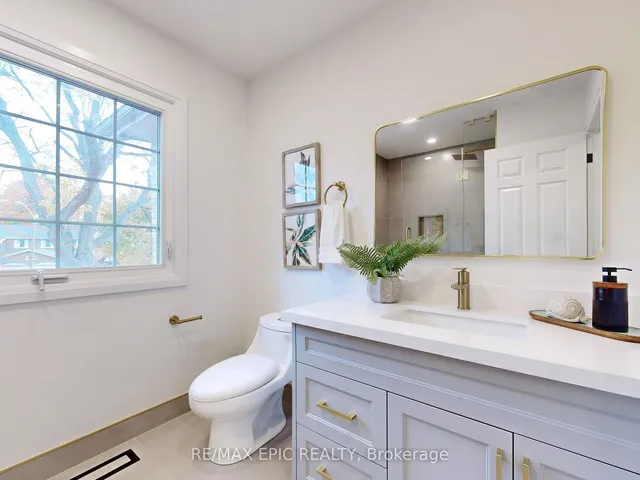 Additional image 32 of 26 Bluffwood Dr