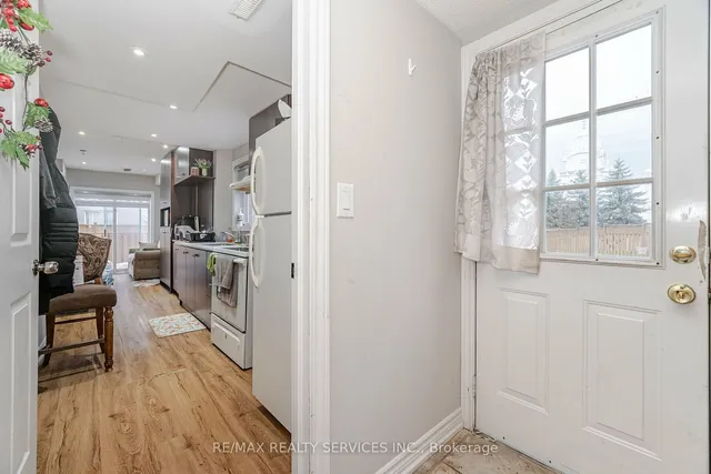 Additional image 30 of 42 Domenico Cres