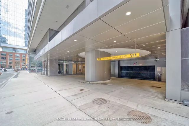 Additional image 13 of 330 Richmond St Unit 1711