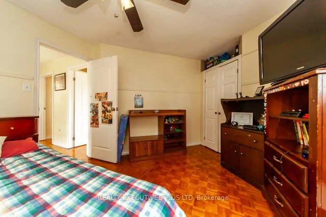 Additional image 14 of 46 Lorraine Cres