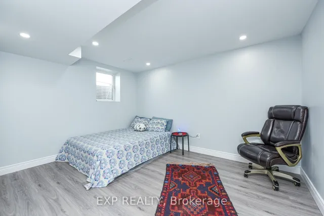 Additional image 26 of 63 Lightheart Dr