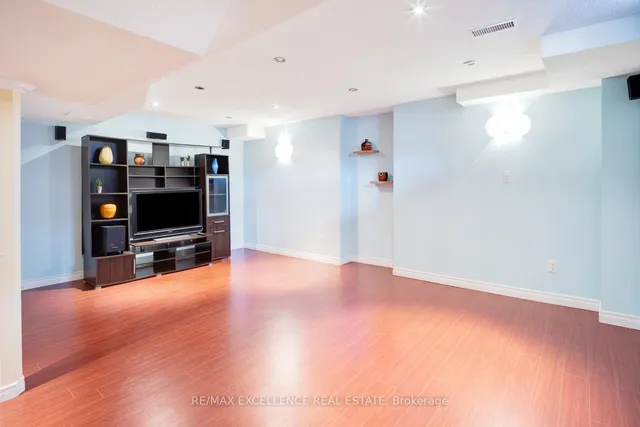 Additional image 38 of 6 Nina Pl