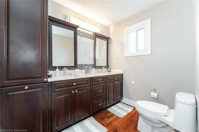 Additional image 26 of 140 Lord Simcoe Dr