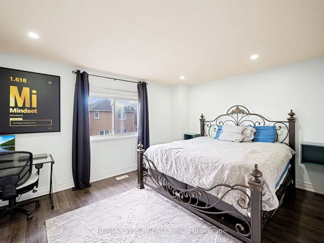 Additional image 9 of 126 Sandmere Ave