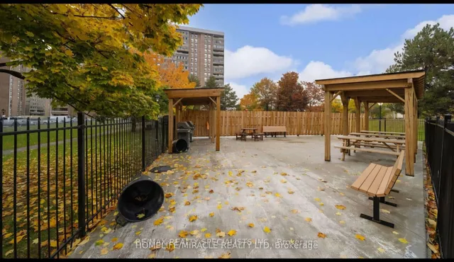 Additional image 29 of 18 Knightsbridge Rd Unit 903