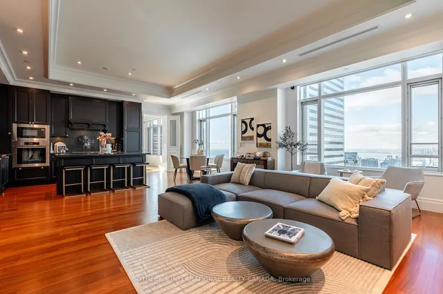 Additional image 17 of 311 Bay St Unit 5104